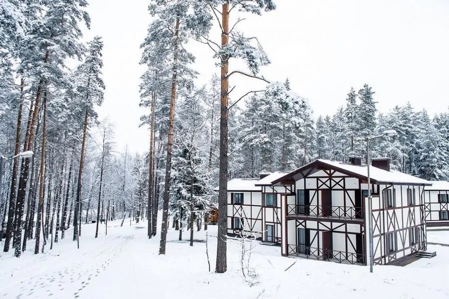 Фото Загородный комплекс Гостиница «Заячья поляна»