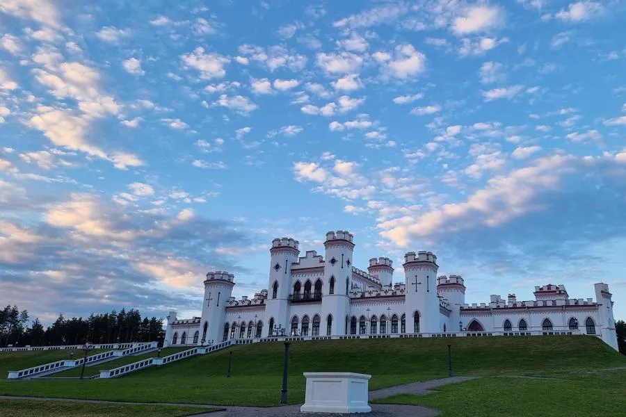 Фото Отель «Пусловских» в Коссовском дворцово-парковом комплексе