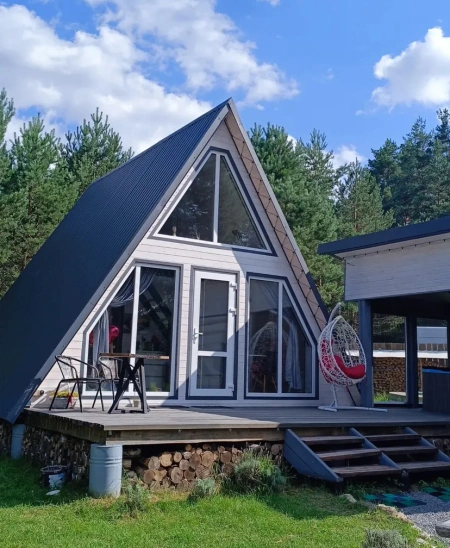 Треугольный домик а-фрейм Melnik Village Могилевская область