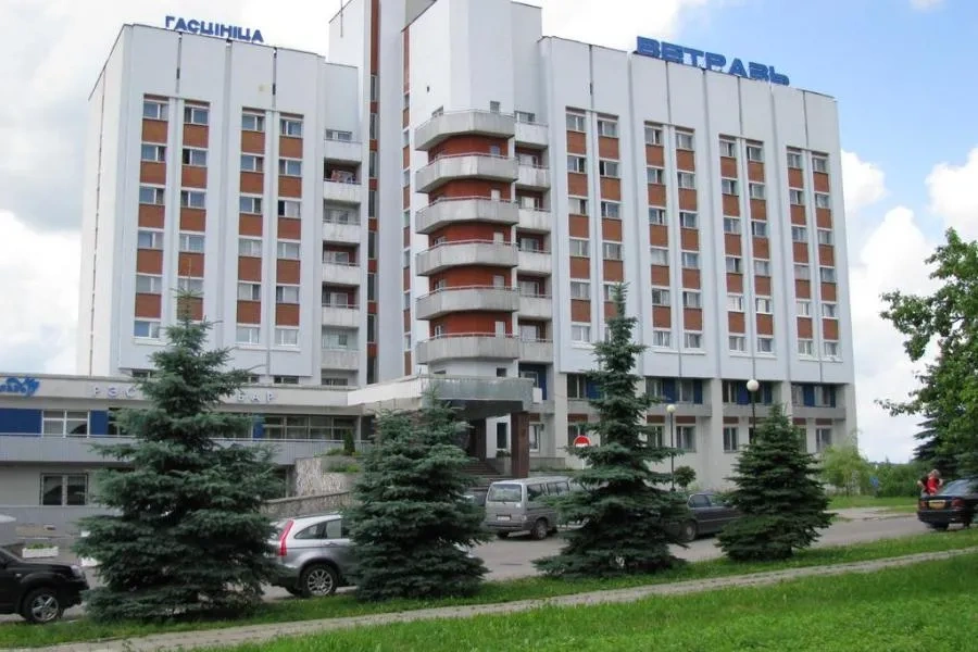 Отель Ветразь***