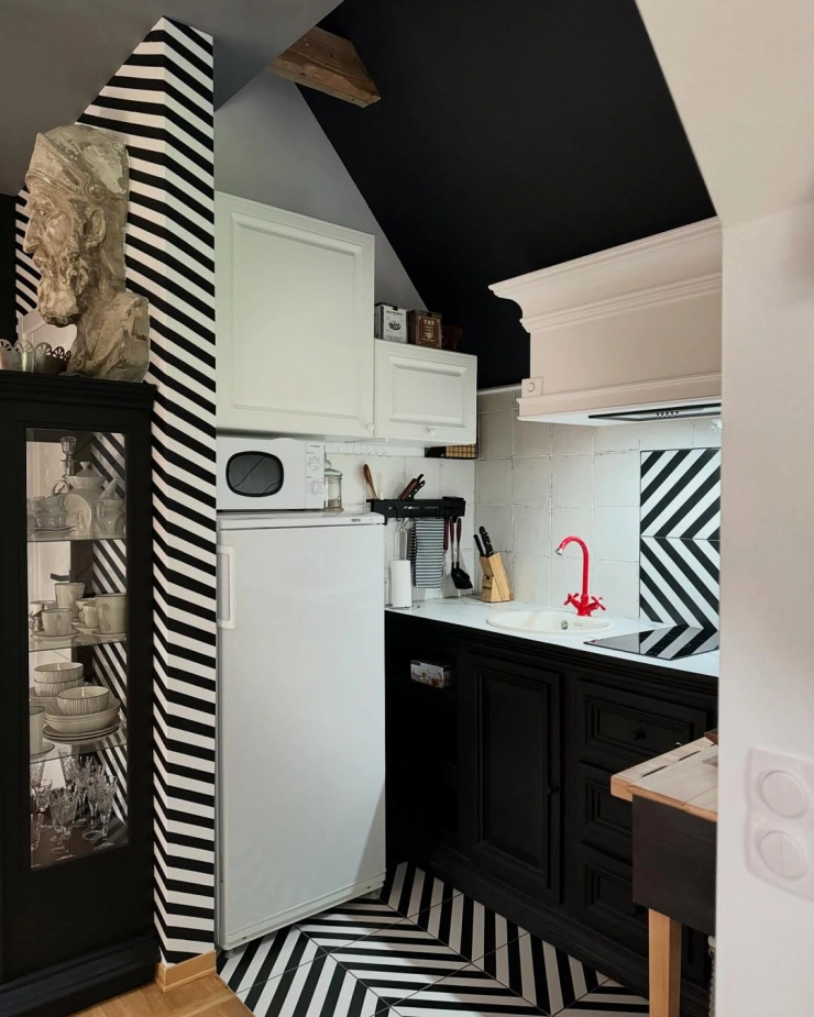ca4b0e9d-b957-467e-a7df-8bb168c0d514.jpg